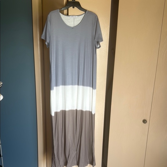 MISSLOOK Gray Short Sleeve Crew Neck Maxi Dress - Picture 1 of 4